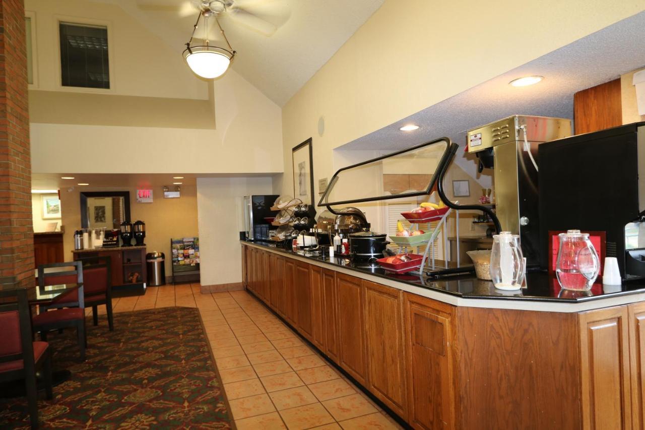 Fairbridge Inn & Suites - Akron Copley Township - West Habitación foto