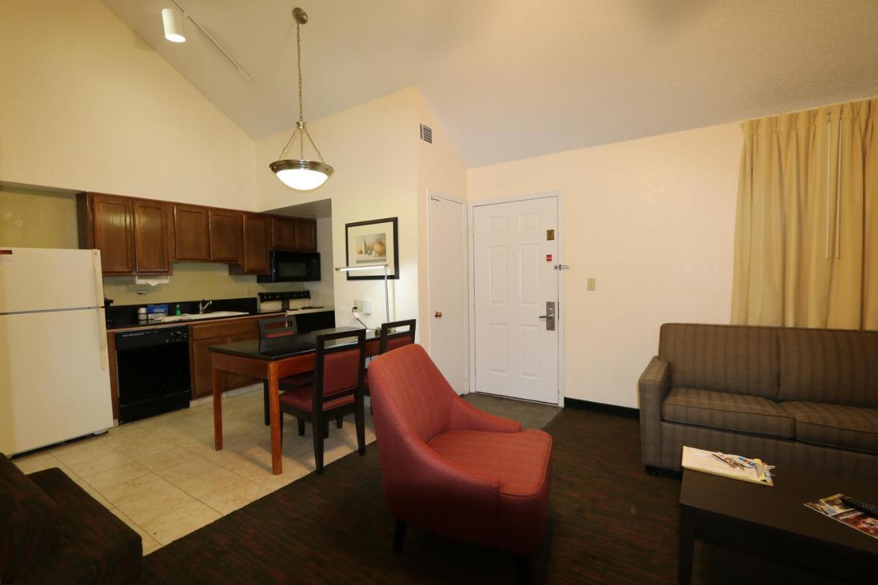 Fairbridge Inn & Suites - Akron Copley Township - West Habitación foto